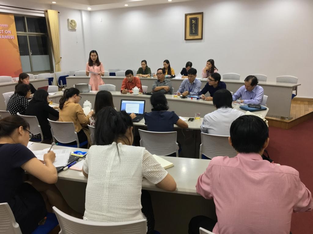 Ms-Nguyen-Thi-Hong-Nhien-presented-to-the-teachers-about-the-mission-teaching-process-and-student-regulations-in-the-second-semester-2.jpg