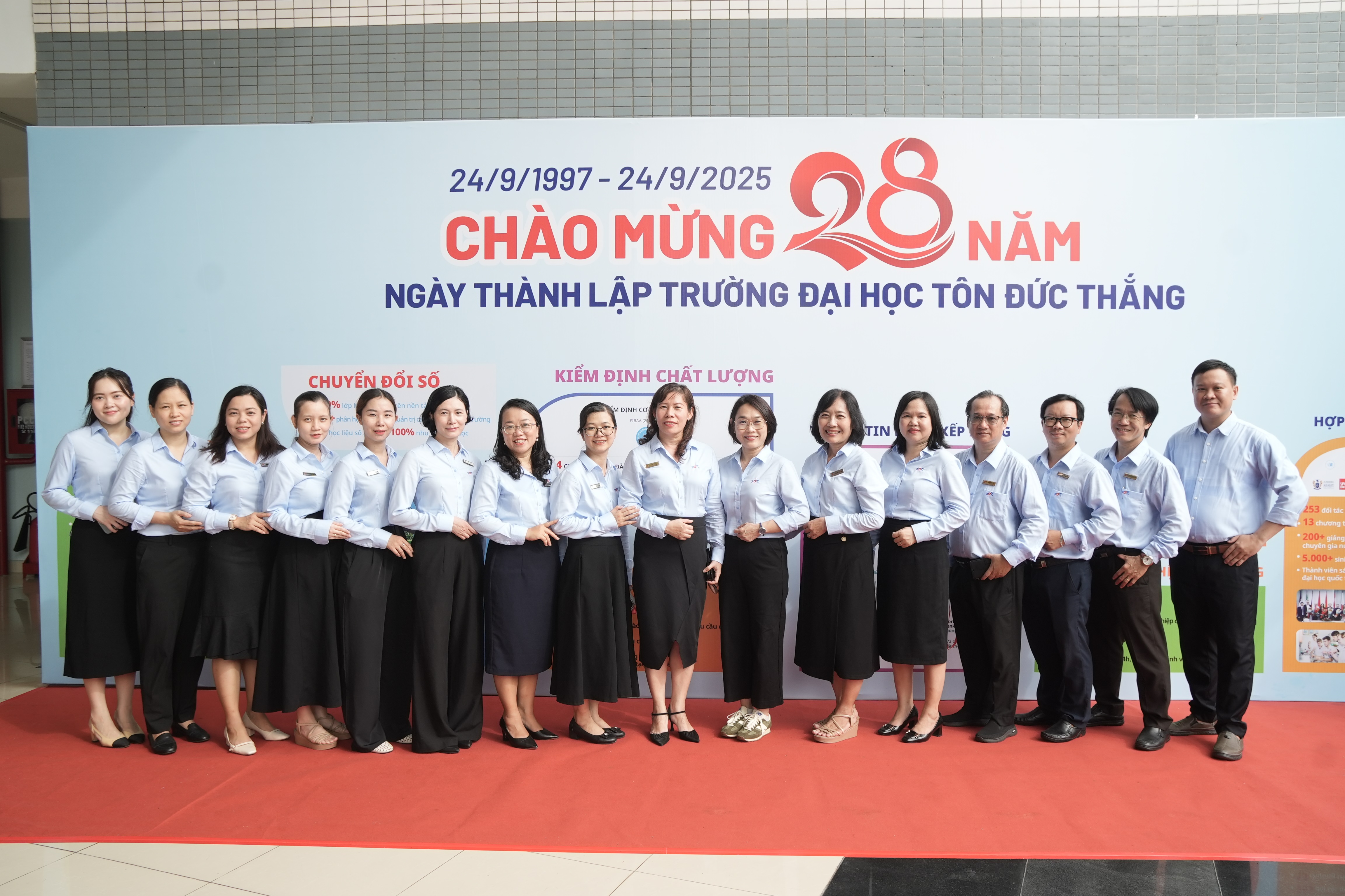 Tập thể cán bộ, giảng viên Khoa Kế toán 